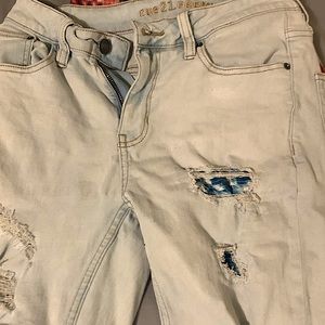 Ripped Graphic Blue Jeans